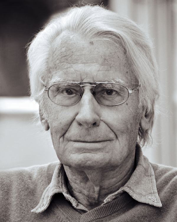 Porträt von Helm Stierlin